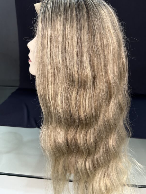 FRONT LACE COM REPARTICAO LIVRE LOIRA LEVE ONDAS HUMANA - Imagem 2