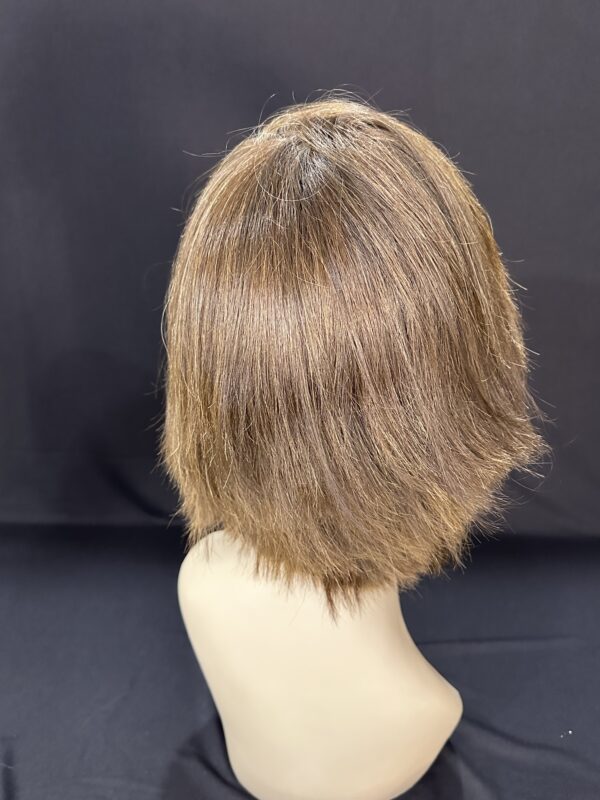 PERUCA WIG CABELO BRASILEIRO CASTANHO CLARO CURTA - Imagem 3