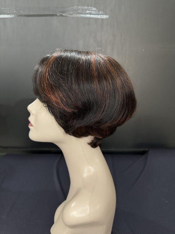 PERUCA WIG CURTA CASTANHA COM MECHAS - Imagem 3