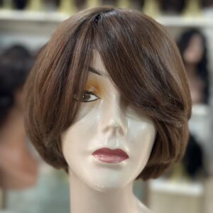 PERUCA WIG LISA DE CABELO BRASILEIRO, CASTANHO MÉDIO , LISA DE 25 CM ( TOUCA COM REGULAGEM NO TAMANHO)